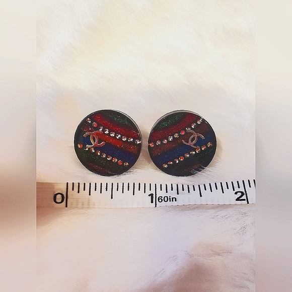 Chanel Runway Earrings - Picture 4 of 7